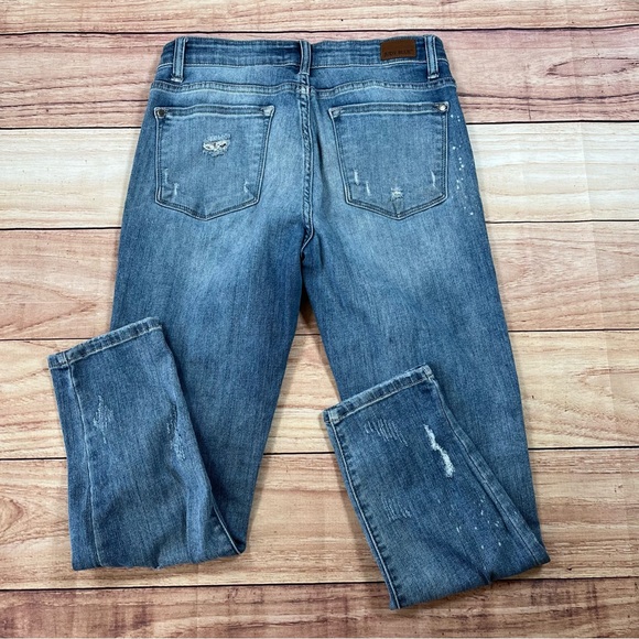 Judy Blue Jeans Womens 11 30 Shredding Up My Life Relaxed Distressed JB8273MD‎ - Picture 13 of 13